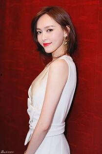 黄薇造型爆料视频大全,时尚穿搭全解析  第1张